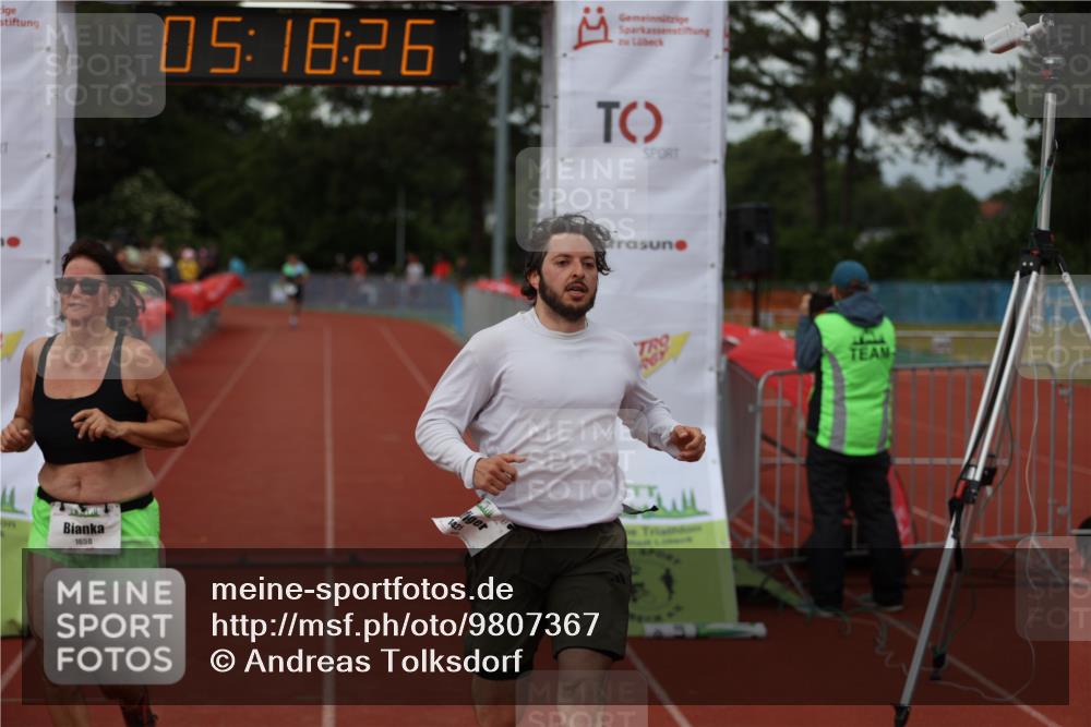 14.06.2026 - 7 Türme Triathlon Andreas Tolksdorf http://msf.ph/oto/9807367 14.06.2026 16:18:25 Ziel 1421, 1658 meine-sportfotos.de