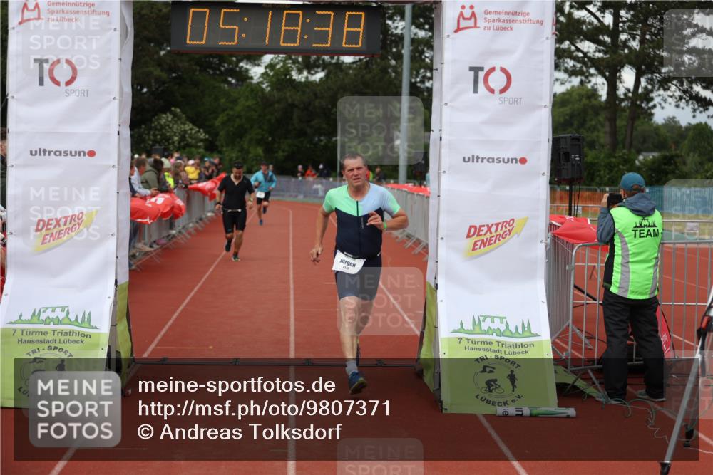 14.06.2026 - 7 Türme Triathlon Andreas Tolksdorf http://msf.ph/oto/9807371 14.06.2026 16:18:36 Ziel 1288, 1378 meine-sportfotos.de