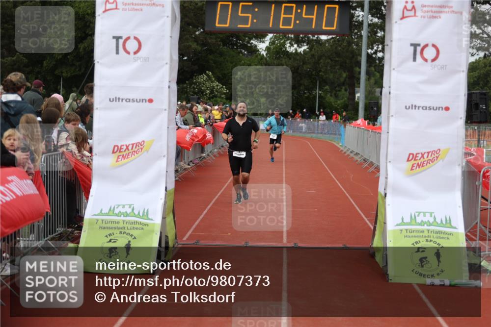 14.06.2026 - 7 Türme Triathlon Andreas Tolksdorf http://msf.ph/oto/9807373 14.06.2026 16:18:38 Ziel 1288, 1326, 1378 meine-sportfotos.de