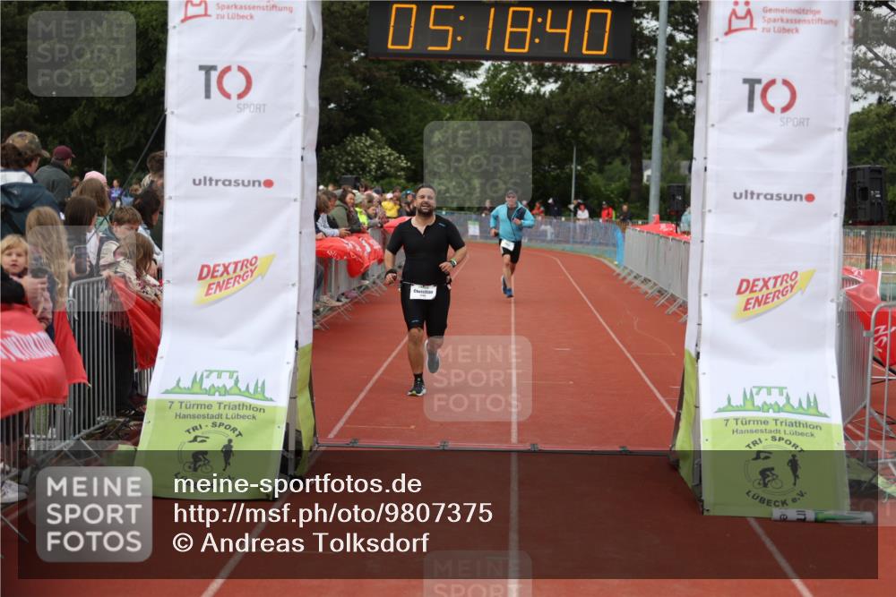 14.06.2026 - 7 Türme Triathlon Andreas Tolksdorf http://msf.ph/oto/9807375 14.06.2026 16:18:39 Ziel 1288, 1326, 1378 meine-sportfotos.de