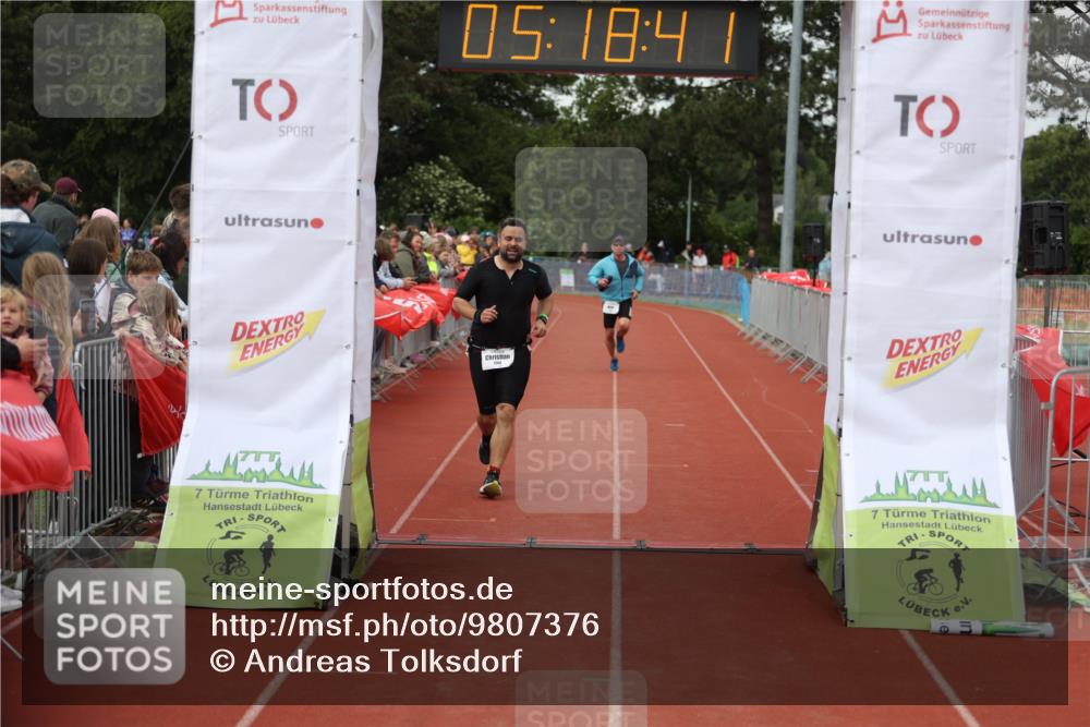 14.06.2026 - 7 Türme Triathlon Andreas Tolksdorf http://msf.ph/oto/9807376 14.06.2026 16:18:39 Ziel 1288, 1326, 1378 meine-sportfotos.de