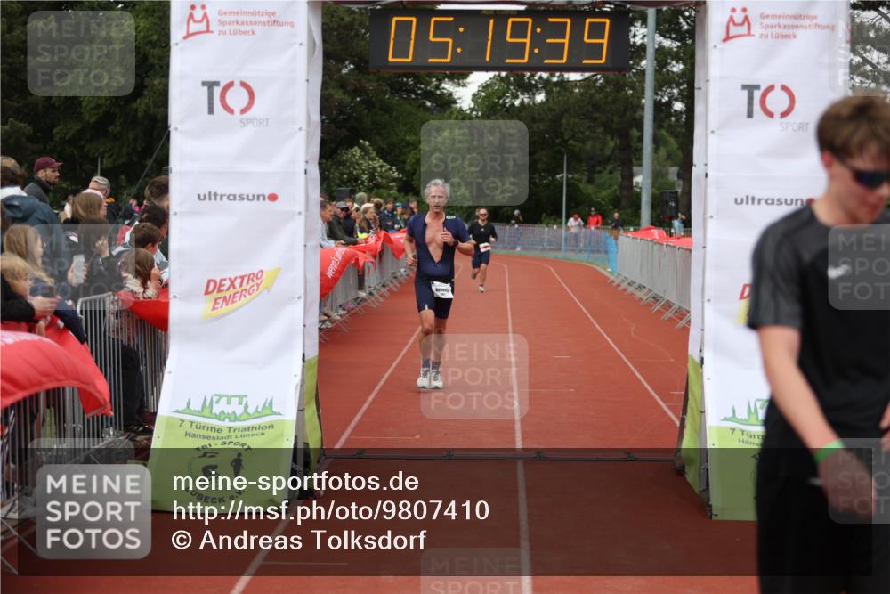 14.06.2026 - 7 Türme Triathlon Andreas Tolksdorf http://msf.ph/oto/9807410 14.06.2026 16:19:38 Ziel 727, 1381, 1387, 1489 meine-sportfotos.de