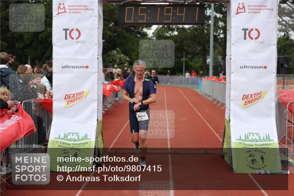 14.06.2026 - 7 Türme Triathlon Andreas Tolksdorf http://msf.ph/oto/9807415 14.06.2026 16:19:40 Ziel 727, 1381, 1387, 1489 meine-sportfotos.de