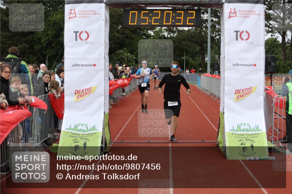 14.06.2026 - 7 Türme Triathlon Andreas Tolksdorf http://msf.ph/oto/9807456 14.06.2026 16:20:31 Ziel 758, 1388, 1430 meine-sportfotos.de