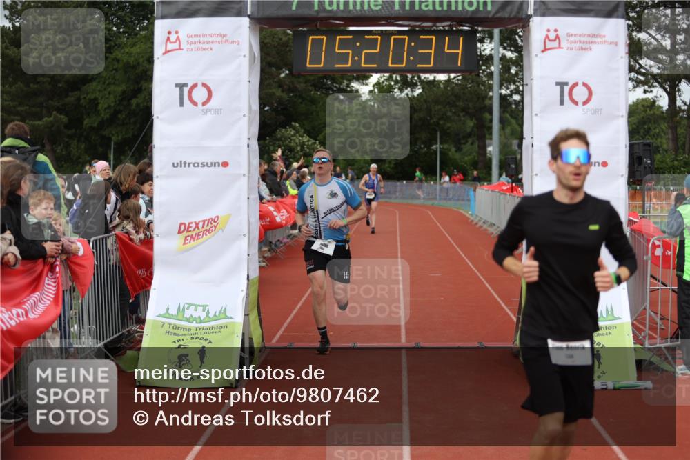 14.06.2026 - 7 Türme Triathlon Andreas Tolksdorf http://msf.ph/oto/9807462 14.06.2026 16:20:33 Ziel 758, 1294, 1388, 1430 meine-sportfotos.de