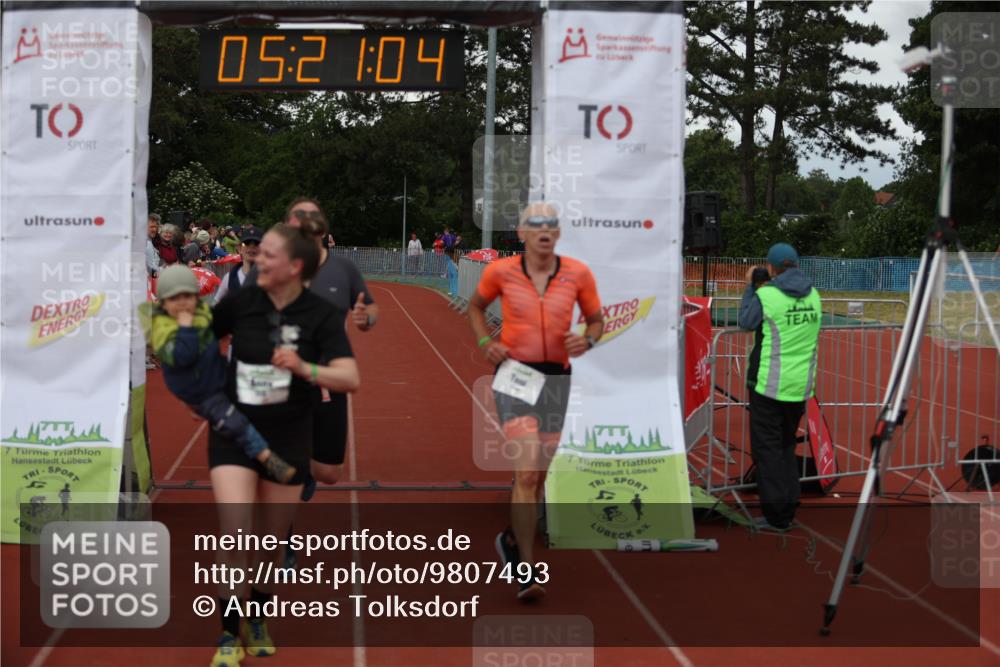 14.06.2026 - 7 Türme Triathlon Andreas Tolksdorf http://msf.ph/oto/9807493 14.06.2026 16:21:03 Ziel 624, 1070, 1330, 1486, 1773 meine-sportfotos.de