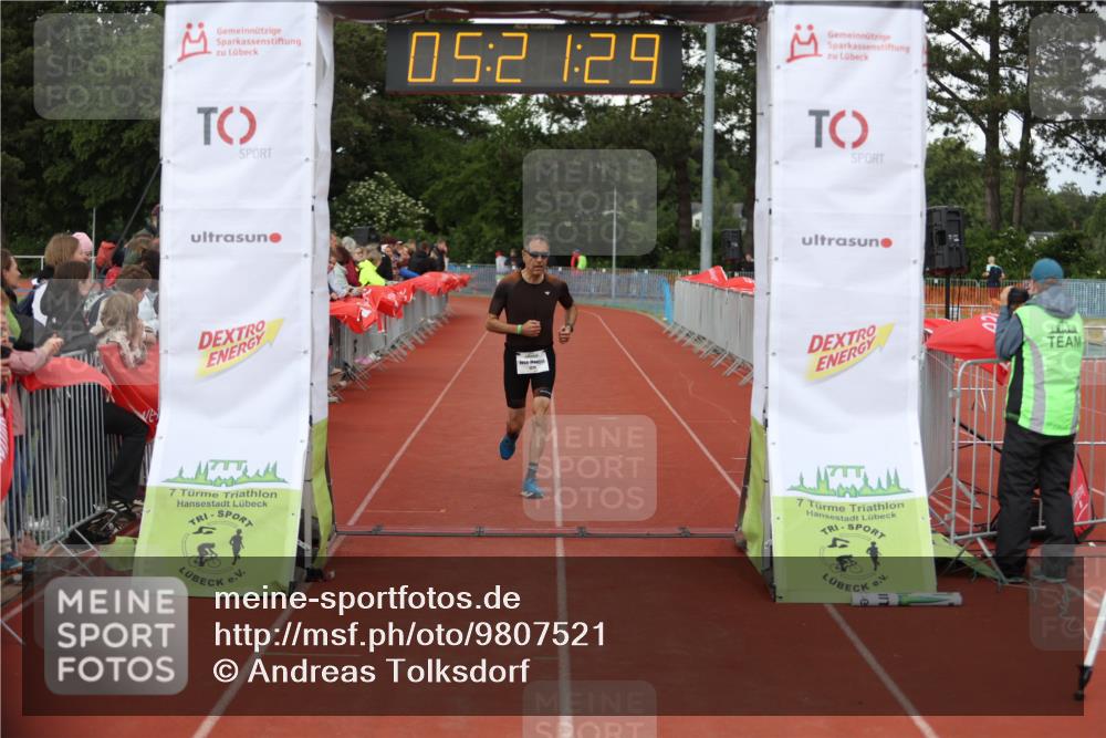 14.06.2026 - 7 Türme Triathlon Andreas Tolksdorf http://msf.ph/oto/9807521 14.06.2026 16:21:28 Ziel 704, 1228 meine-sportfotos.de