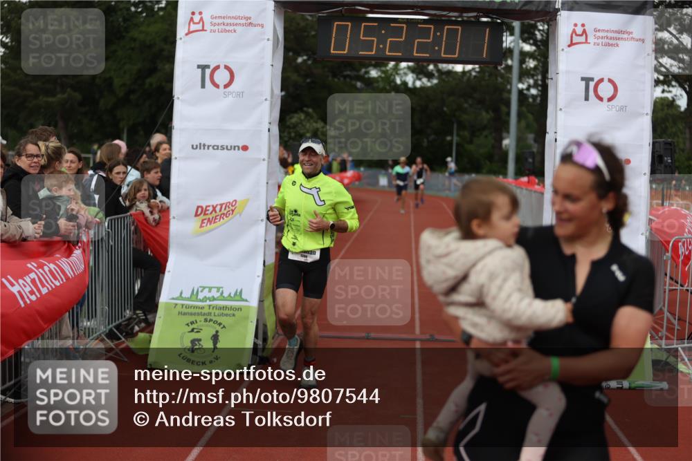 14.06.2026 - 7 Türme Triathlon Andreas Tolksdorf http://msf.ph/oto/9807544 14.06.2026 16:22:00 Ziel 872, 1340, 1350, 1390 meine-sportfotos.de