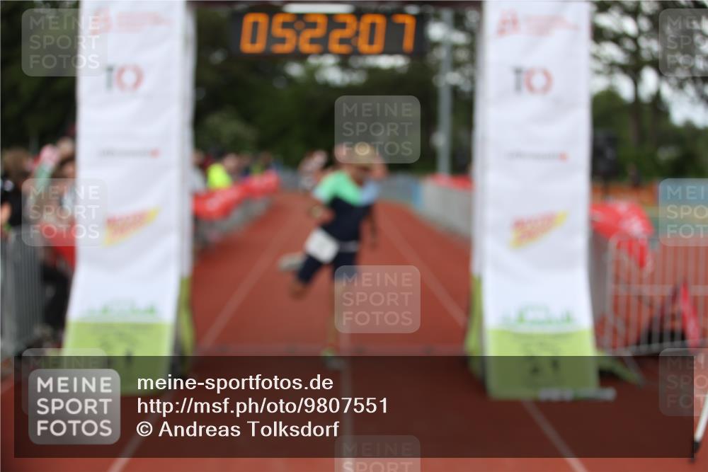 14.06.2026 - 7 Türme Triathlon Andreas Tolksdorf http://msf.ph/oto/9807551 14.06.2026 16:22:06 Ziel 1340, 1350, 1390 meine-sportfotos.de