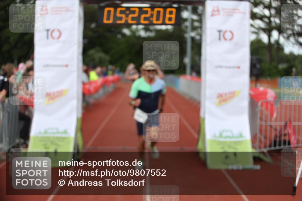14.06.2026 - 7 Türme Triathlon Andreas Tolksdorf http://msf.ph/oto/9807552 14.06.2026 16:22:07 Ziel 1340, 1350, 1390 meine-sportfotos.de
