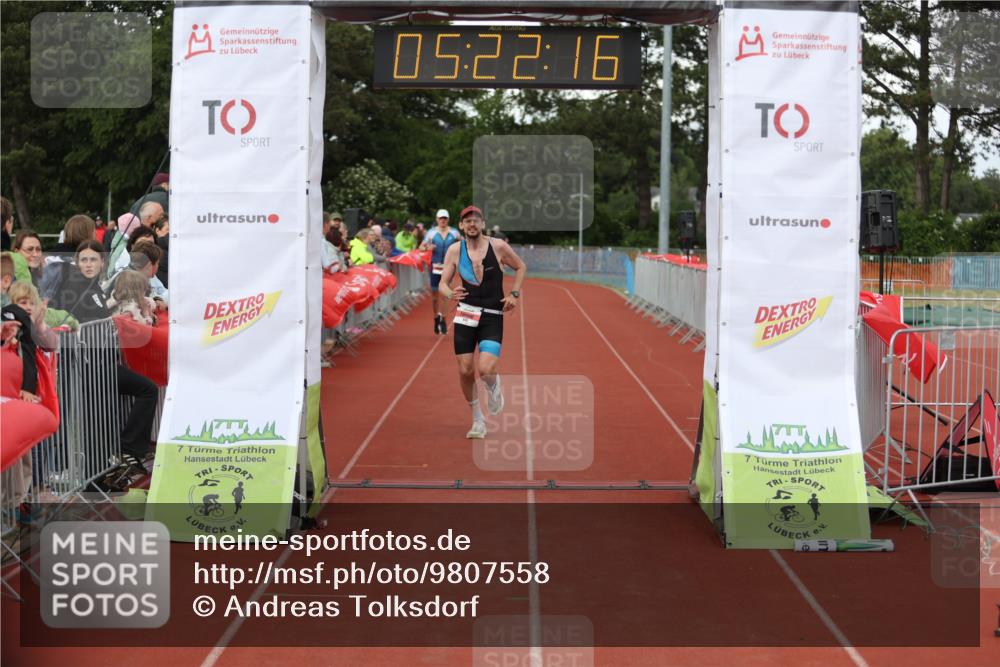14.06.2026 - 7 Türme Triathlon Andreas Tolksdorf http://msf.ph/oto/9807558 14.06.2026 16:22:15 Ziel 626, 796, 1340, 1350 meine-sportfotos.de