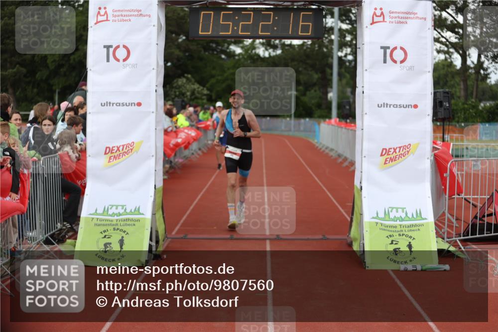 14.06.2026 - 7 Türme Triathlon Andreas Tolksdorf http://msf.ph/oto/9807560 14.06.2026 16:22:15 Ziel 626, 796, 1340, 1350 meine-sportfotos.de