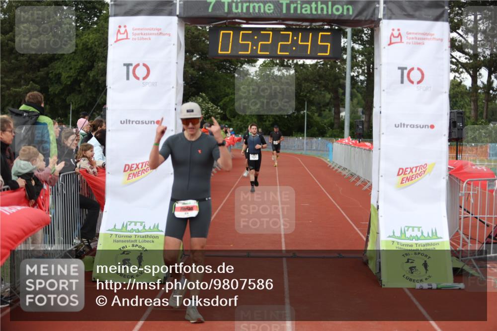 14.06.2026 - 7 Türme Triathlon Andreas Tolksdorf http://msf.ph/oto/9807586 14.06.2026 16:22:44 Ziel 874, 1261, 1316, 1366, 1446, 1487 meine-sportfotos.de