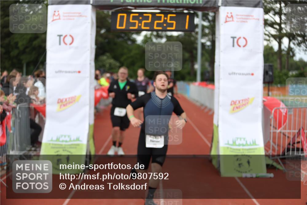 14.06.2026 - 7 Türme Triathlon Andreas Tolksdorf http://msf.ph/oto/9807592 14.06.2026 16:22:49 Ziel 874, 1261, 1316, 1422, 1446, 1487 meine-sportfotos.de
