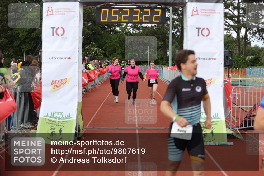 14.06.2026 - 7 Türme Triathlon Andreas Tolksdorf http://msf.ph/oto/9807619 14.06.2026 16:23:21 Ziel 1426, 1434, 1784 meine-sportfotos.de