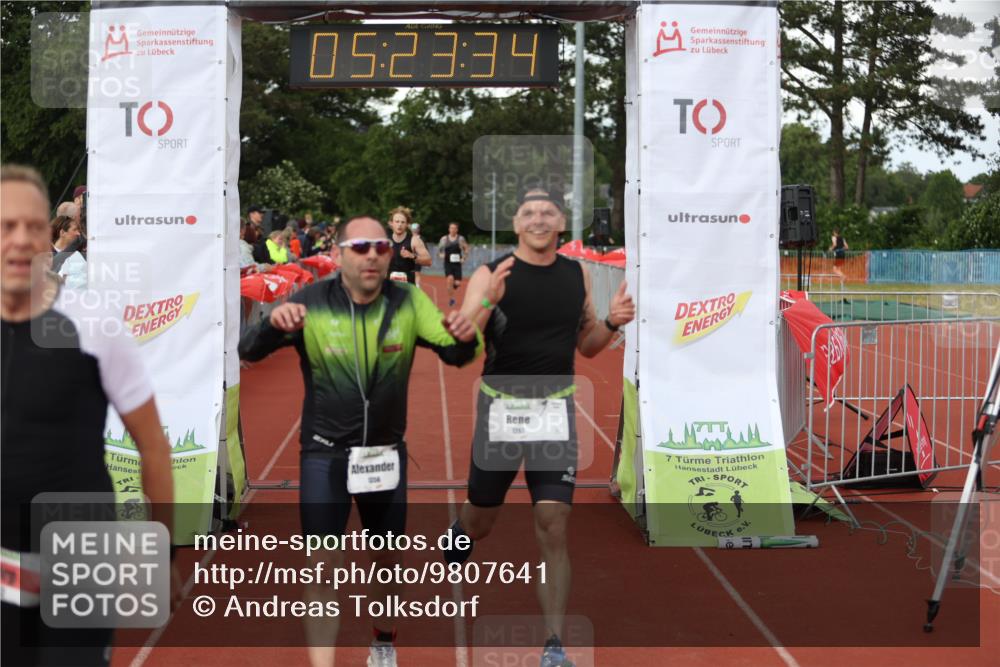14.06.2026 - 7 Türme Triathlon Andreas Tolksdorf http://msf.ph/oto/9807641 14.06.2026 16:23:33 Ziel 697, 783, 1205, 1267, 1339, 1356 meine-sportfotos.de