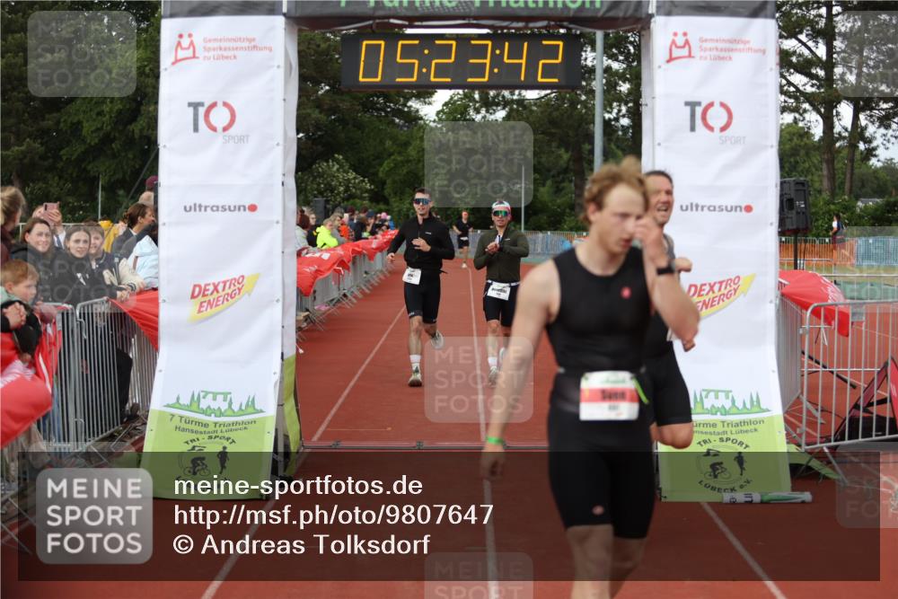 14.06.2026 - 7 Türme Triathlon Andreas Tolksdorf http://msf.ph/oto/9807647 14.06.2026 16:23:41 Ziel 697, 1205, 1345, 1420 meine-sportfotos.de