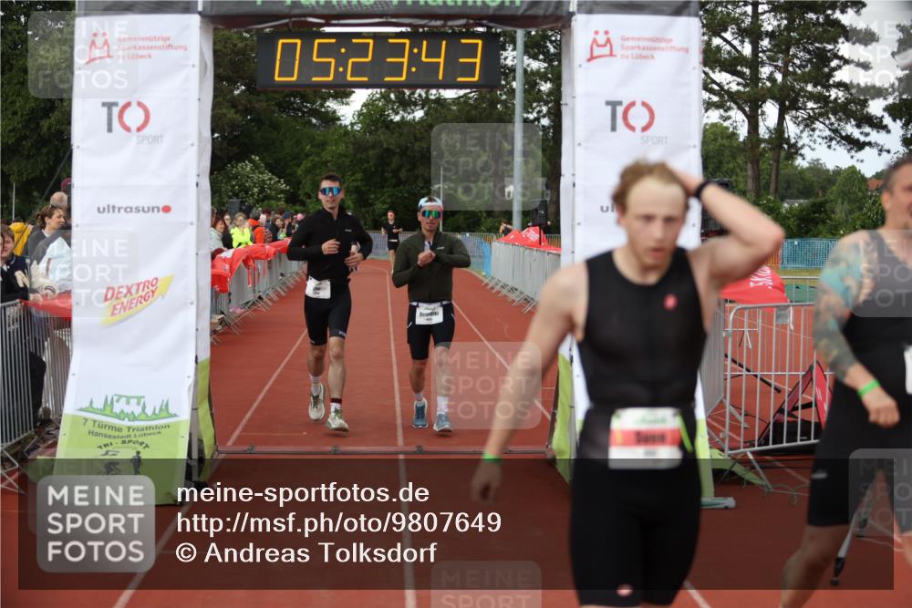 14.06.2026 - 7 Türme Triathlon Andreas Tolksdorf http://msf.ph/oto/9807649 14.06.2026 16:23:42 Ziel 697, 1205, 1345, 1420 meine-sportfotos.de
