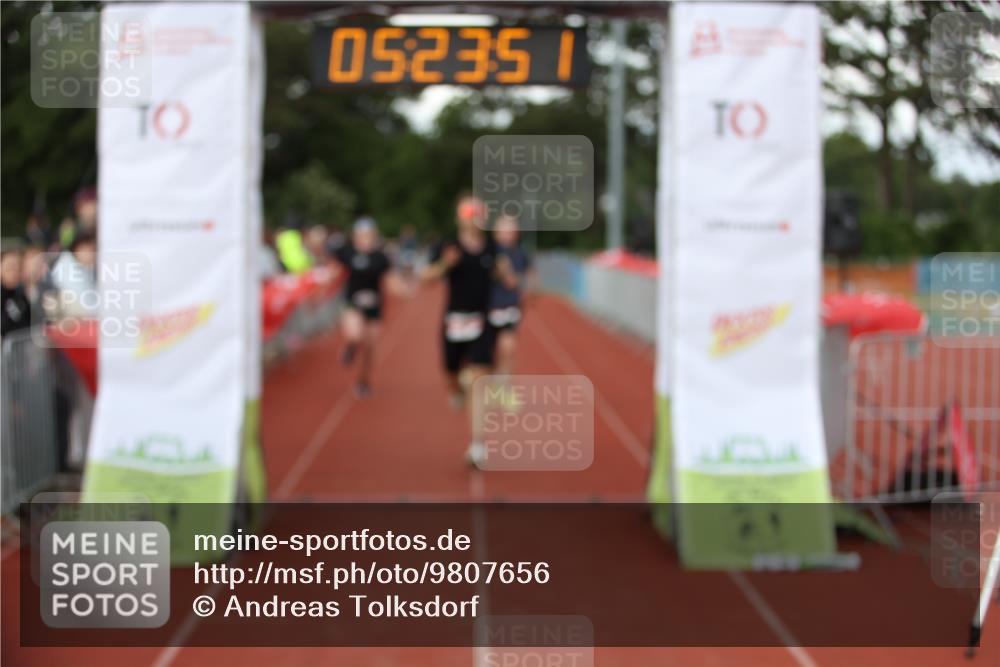 14.06.2026 - 7 Türme Triathlon Andreas Tolksdorf http://msf.ph/oto/9807656 14.06.2026 16:23:50 Ziel 867, 868, 1324, 1345, 1420 meine-sportfotos.de