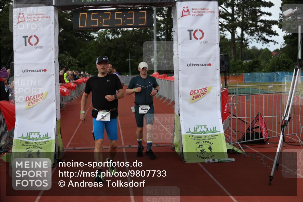 14.06.2026 - 7 Türme Triathlon Andreas Tolksdorf http://msf.ph/oto/9807733 14.06.2026 16:25:32 Ziel 680, 1231, 1242, 1331 meine-sportfotos.de