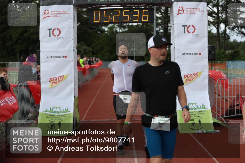 14.06.2026 - 7 Türme Triathlon Andreas Tolksdorf http://msf.ph/oto/9807741 14.06.2026 16:25:35 Ziel 680, 768, 1231, 1242, 1331 meine-sportfotos.de