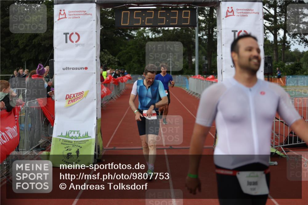 14.06.2026 - 7 Türme Triathlon Andreas Tolksdorf http://msf.ph/oto/9807753 14.06.2026 16:25:38 Ziel 680, 768, 1231, 1242, 1331 meine-sportfotos.de