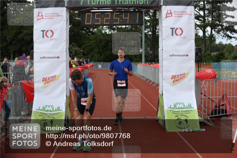 14.06.2026 - 7 Türme Triathlon Andreas Tolksdorf http://msf.ph/oto/9807768 14.06.2026 16:25:40 Ziel 680, 768, 1231, 1242 meine-sportfotos.de