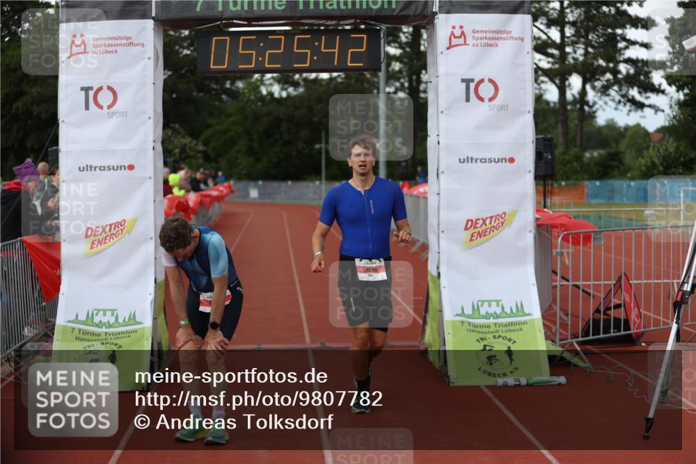 14.06.2026 - 7 Türme Triathlon Andreas Tolksdorf http://msf.ph/oto/9807782 14.06.2026 16:25:41 Ziel 680, 768, 1231 meine-sportfotos.de