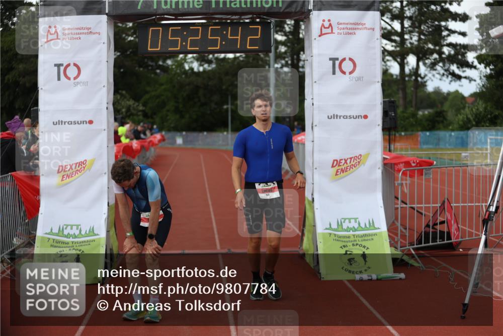 14.06.2026 - 7 Türme Triathlon Andreas Tolksdorf http://msf.ph/oto/9807784 14.06.2026 16:25:41 Ziel 680, 768, 1231 meine-sportfotos.de