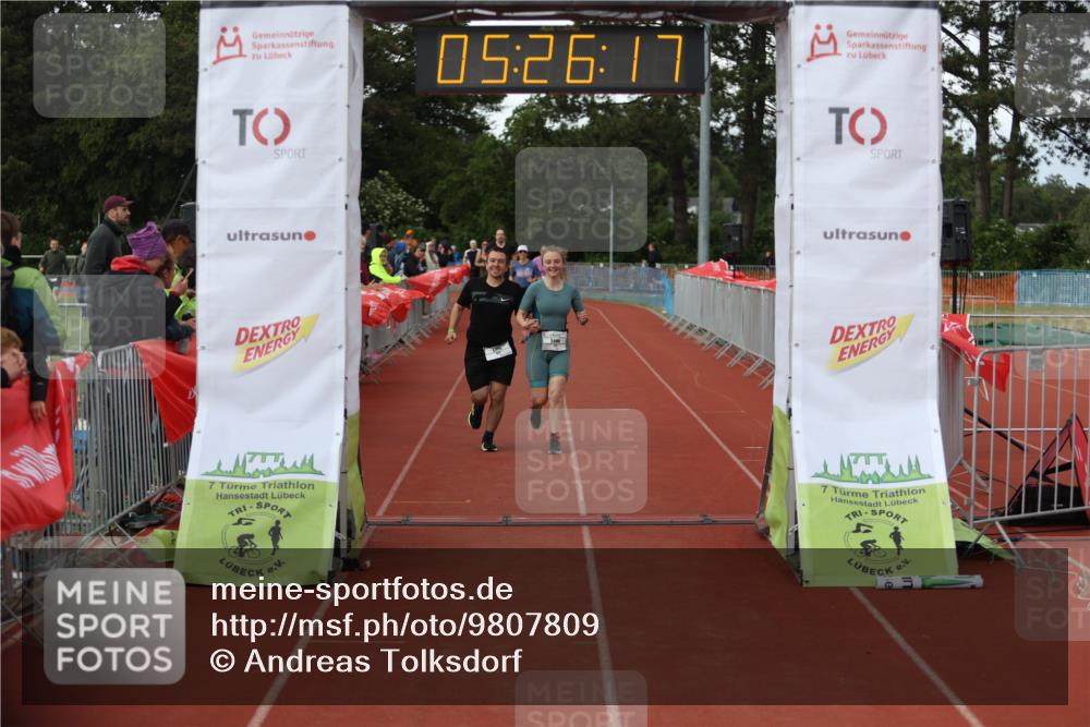 14.06.2026 - 7 Türme Triathlon Andreas Tolksdorf http://msf.ph/oto/9807809 14.06.2026 16:26:16 Ziel 672, 1457, 1777 meine-sportfotos.de