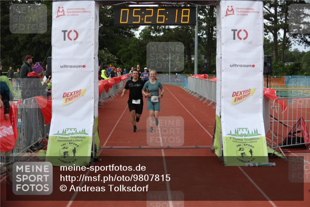 14.06.2026 - 7 Türme Triathlon Andreas Tolksdorf http://msf.ph/oto/9807815 14.06.2026 16:26:16 Ziel 672, 1457, 1777 meine-sportfotos.de