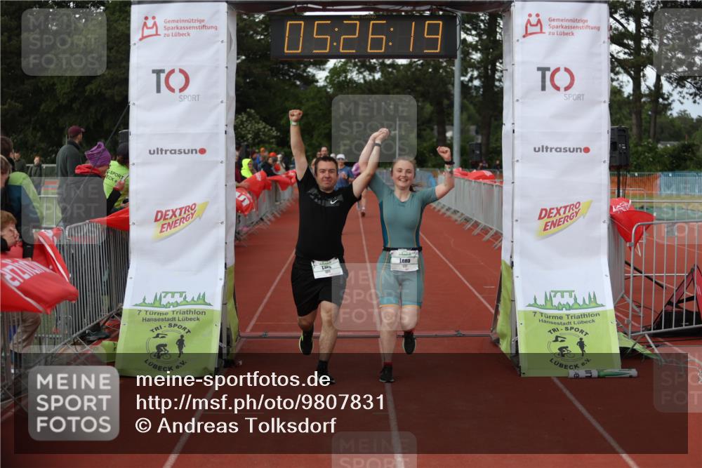 14.06.2026 - 7 Türme Triathlon Andreas Tolksdorf http://msf.ph/oto/9807831 14.06.2026 16:26:18 Ziel 672, 1124, 1777 meine-sportfotos.de