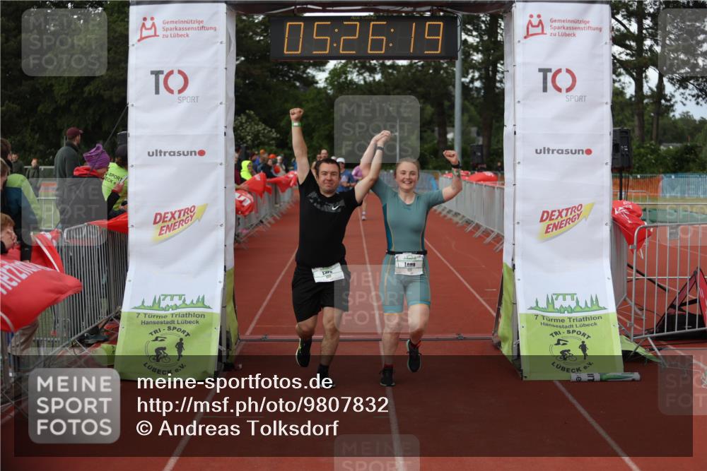 14.06.2026 - 7 Türme Triathlon Andreas Tolksdorf http://msf.ph/oto/9807832 14.06.2026 16:26:18 Ziel 672, 1124, 1777 meine-sportfotos.de