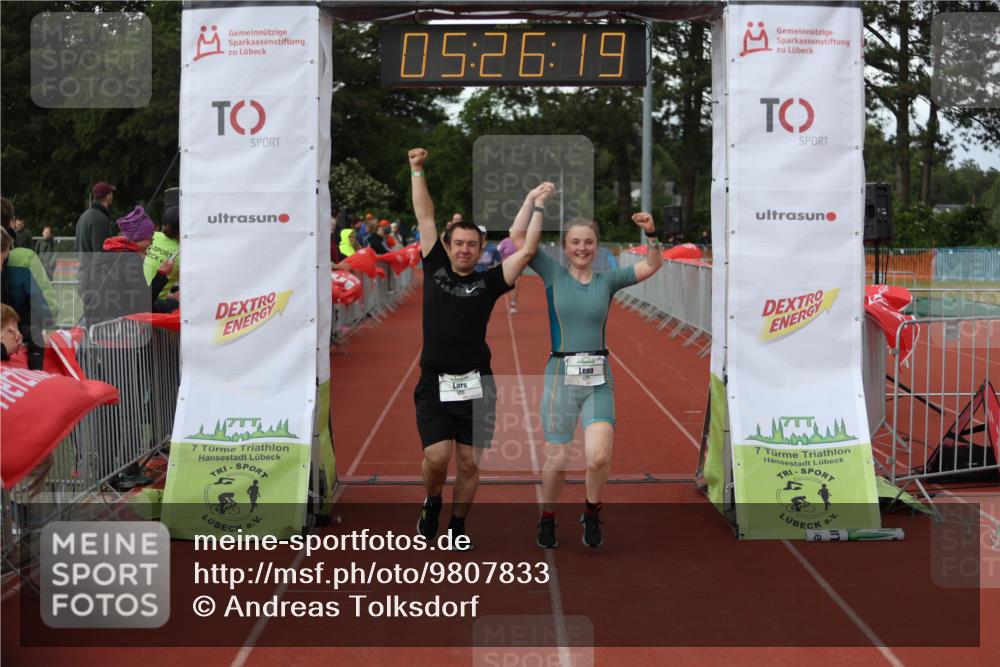 14.06.2026 - 7 Türme Triathlon Andreas Tolksdorf http://msf.ph/oto/9807833 14.06.2026 16:26:18 Ziel 672, 1124, 1777 meine-sportfotos.de