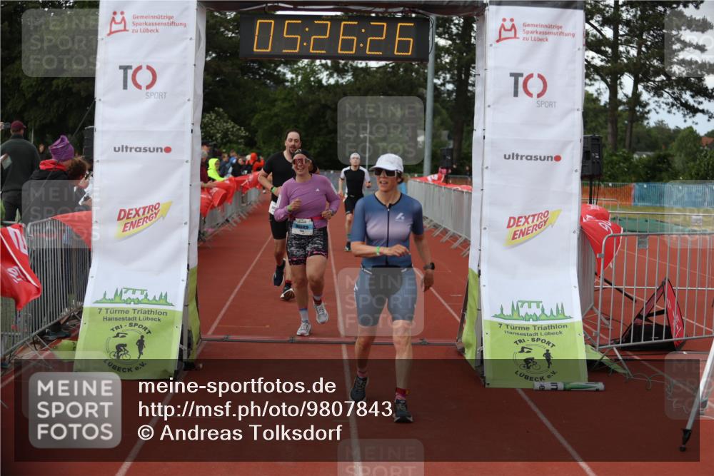14.06.2026 - 7 Türme Triathlon Andreas Tolksdorf http://msf.ph/oto/9807843 14.06.2026 16:26:25 Ziel 672, 687, 854, 1124, 1310, 1777 meine-sportfotos.de