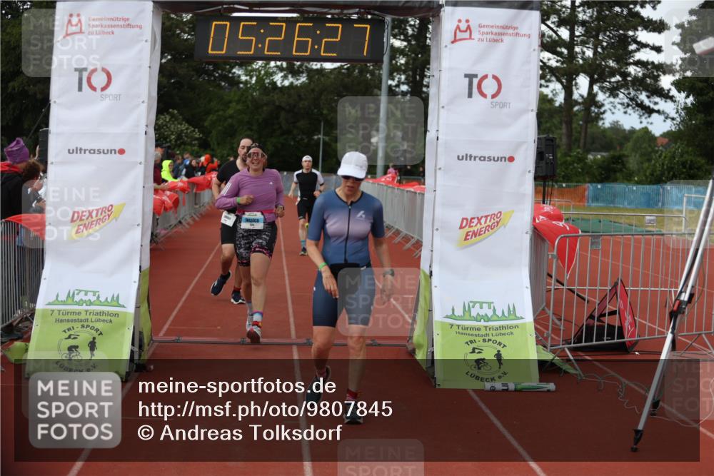 14.06.2026 - 7 Türme Triathlon Andreas Tolksdorf http://msf.ph/oto/9807845 14.06.2026 16:26:25 Ziel 672, 687, 854, 1124, 1310, 1777 meine-sportfotos.de
