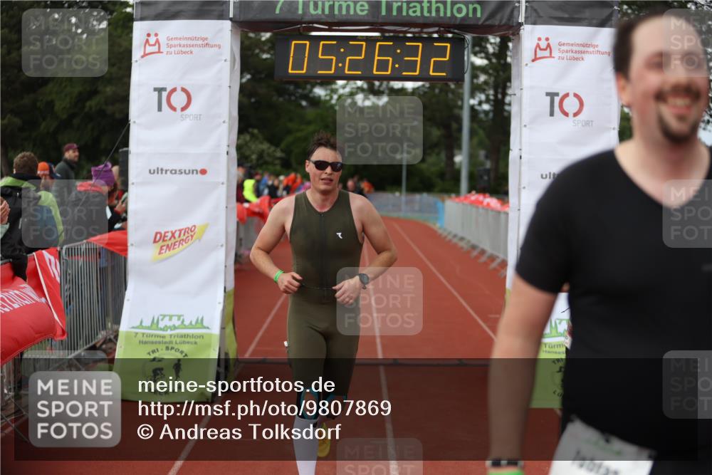 14.06.2026 - 7 Türme Triathlon Andreas Tolksdorf http://msf.ph/oto/9807869 14.06.2026 16:26:31 Ziel 672, 687, 854, 1124, 1310, 1775 meine-sportfotos.de