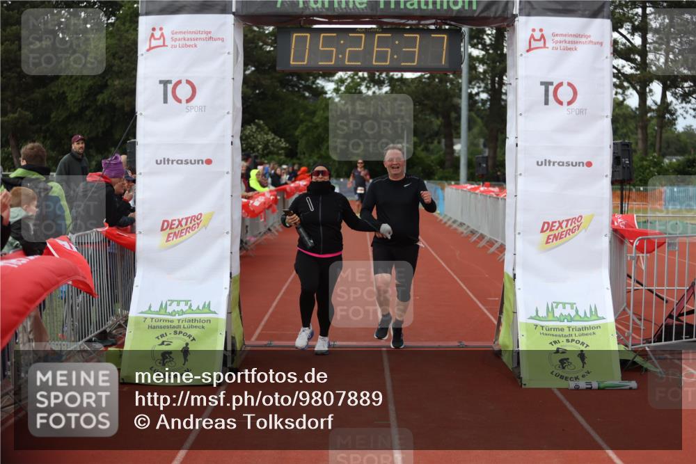 14.06.2026 - 7 Türme Triathlon Andreas Tolksdorf http://msf.ph/oto/9807889 14.06.2026 16:26:36 Ziel 687, 854, 1775 meine-sportfotos.de