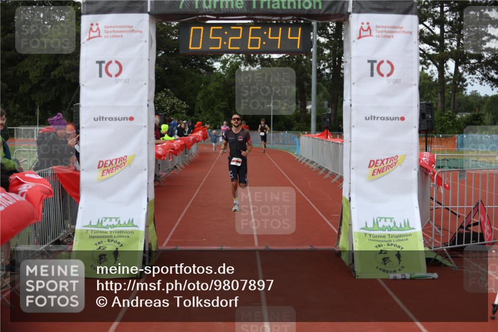 14.06.2026 - 7 Türme Triathlon Andreas Tolksdorf http://msf.ph/oto/9807897 14.06.2026 16:26:43 Ziel 695, 1775 meine-sportfotos.de