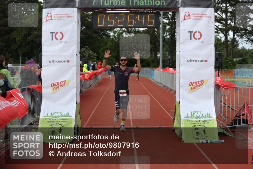 14.06.2026 - 7 Türme Triathlon Andreas Tolksdorf http://msf.ph/oto/9807916 14.06.2026 16:26:45 Ziel 695, 1254 meine-sportfotos.de