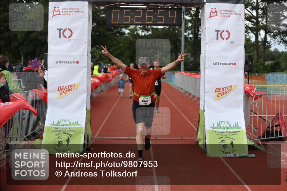 14.06.2026 - 7 Türme Triathlon Andreas Tolksdorf http://msf.ph/oto/9807953 14.06.2026 16:26:52 Ziel 695, 1022, 1254, 1396 meine-sportfotos.de
