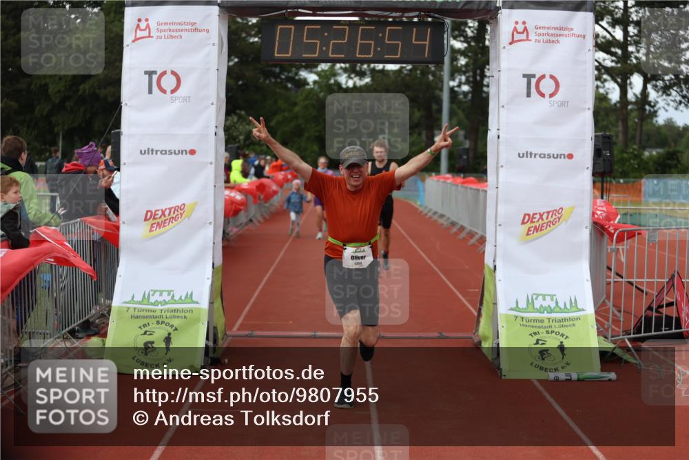 14.06.2026 - 7 Türme Triathlon Andreas Tolksdorf http://msf.ph/oto/9807955 14.06.2026 16:26:53 Ziel 695, 1022, 1254, 1396 meine-sportfotos.de