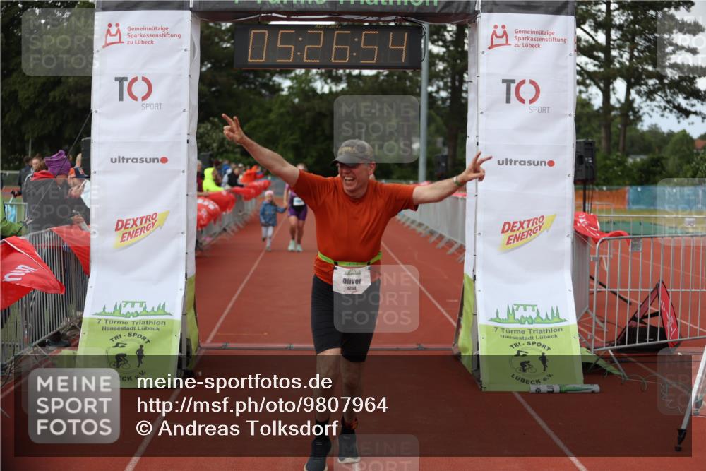 14.06.2026 - 7 Türme Triathlon Andreas Tolksdorf http://msf.ph/oto/9807964 14.06.2026 16:26:53 Ziel 695, 1022, 1254, 1396 meine-sportfotos.de