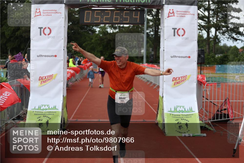 14.06.2026 - 7 Türme Triathlon Andreas Tolksdorf http://msf.ph/oto/9807966 14.06.2026 16:26:53 Ziel 695, 1022, 1254, 1396 meine-sportfotos.de