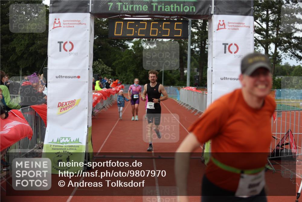 14.06.2026 - 7 Türme Triathlon Andreas Tolksdorf http://msf.ph/oto/9807970 14.06.2026 16:26:54 Ziel 1022, 1254, 1396 meine-sportfotos.de