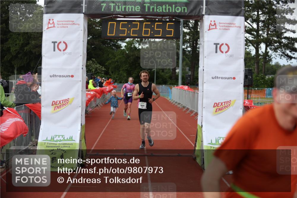 14.06.2026 - 7 Türme Triathlon Andreas Tolksdorf http://msf.ph/oto/9807973 14.06.2026 16:26:54 Ziel 1022, 1254, 1396 meine-sportfotos.de