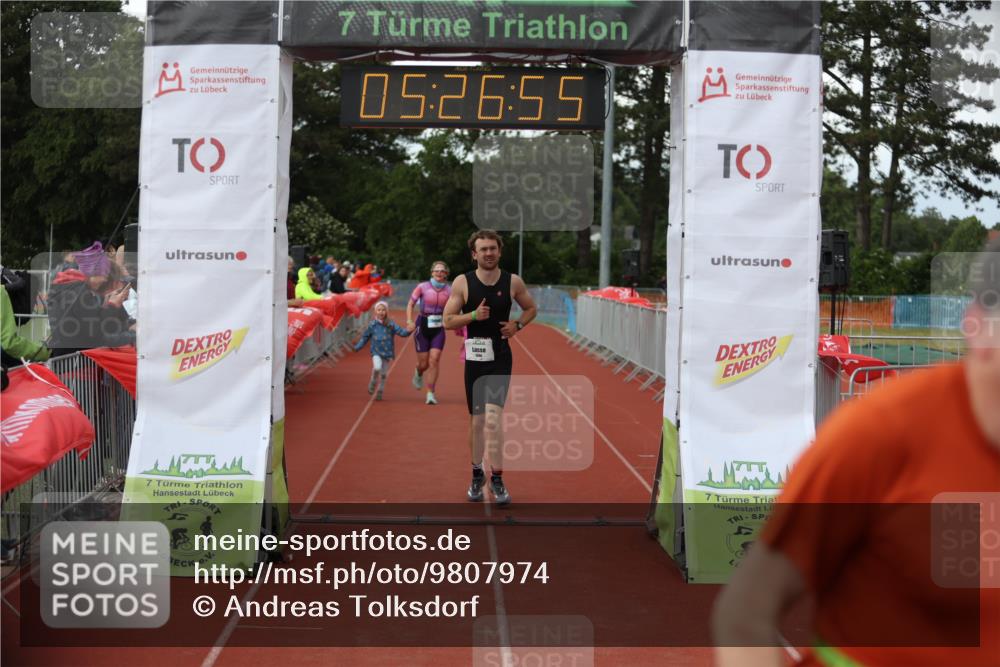 14.06.2026 - 7 Türme Triathlon Andreas Tolksdorf http://msf.ph/oto/9807974 14.06.2026 16:26:54 Ziel 1022, 1254, 1396 meine-sportfotos.de