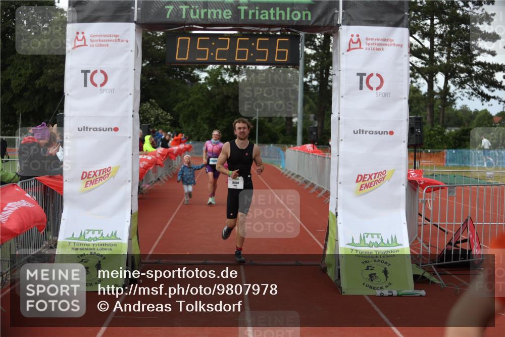 14.06.2026 - 7 Türme Triathlon Andreas Tolksdorf http://msf.ph/oto/9807978 14.06.2026 16:26:54 Ziel 1022, 1254, 1396 meine-sportfotos.de