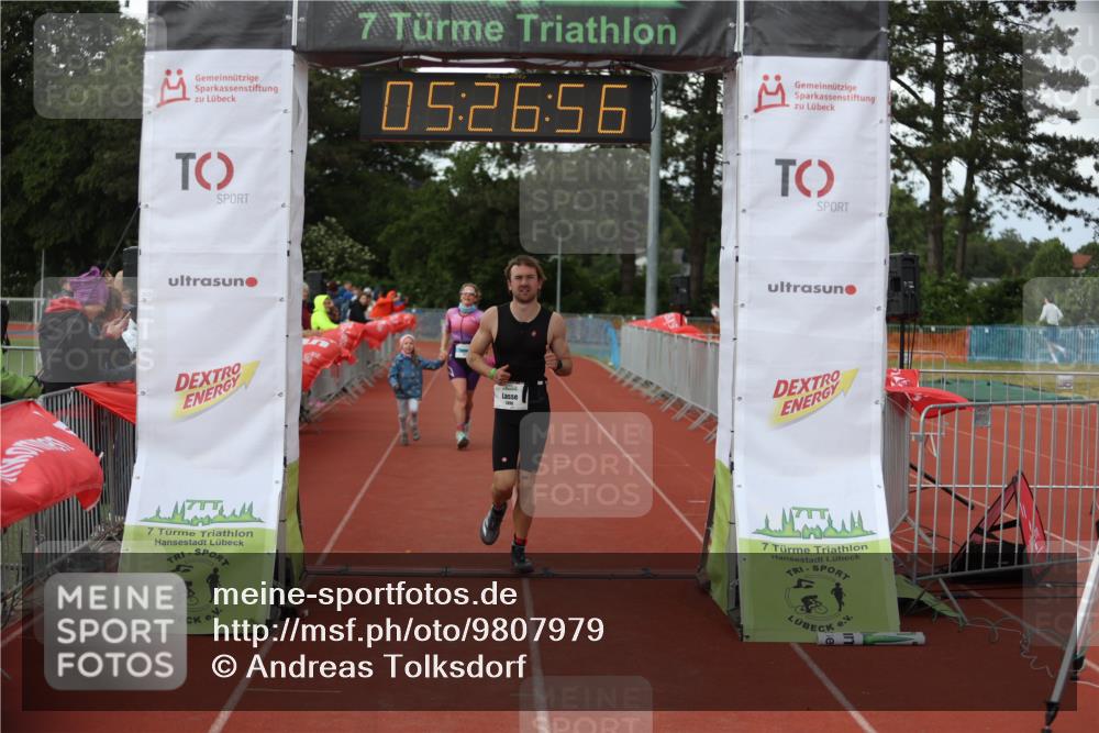 14.06.2026 - 7 Türme Triathlon Andreas Tolksdorf http://msf.ph/oto/9807979 14.06.2026 16:26:55 Ziel 1022, 1254, 1396 meine-sportfotos.de