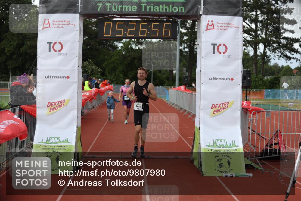 14.06.2026 - 7 Türme Triathlon Andreas Tolksdorf http://msf.ph/oto/9807980 14.06.2026 16:26:55 Ziel 1022, 1254, 1396 meine-sportfotos.de